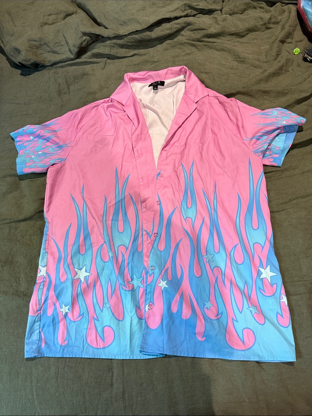 Delia’s guy fieri Pink & Blue Flame Print Button-Up Shirt flakes rave costume